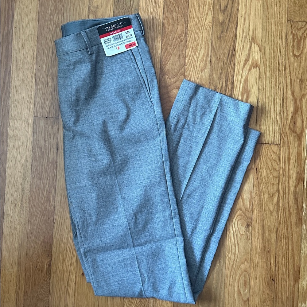 Haggar Classic Fit Light Gray Trousers